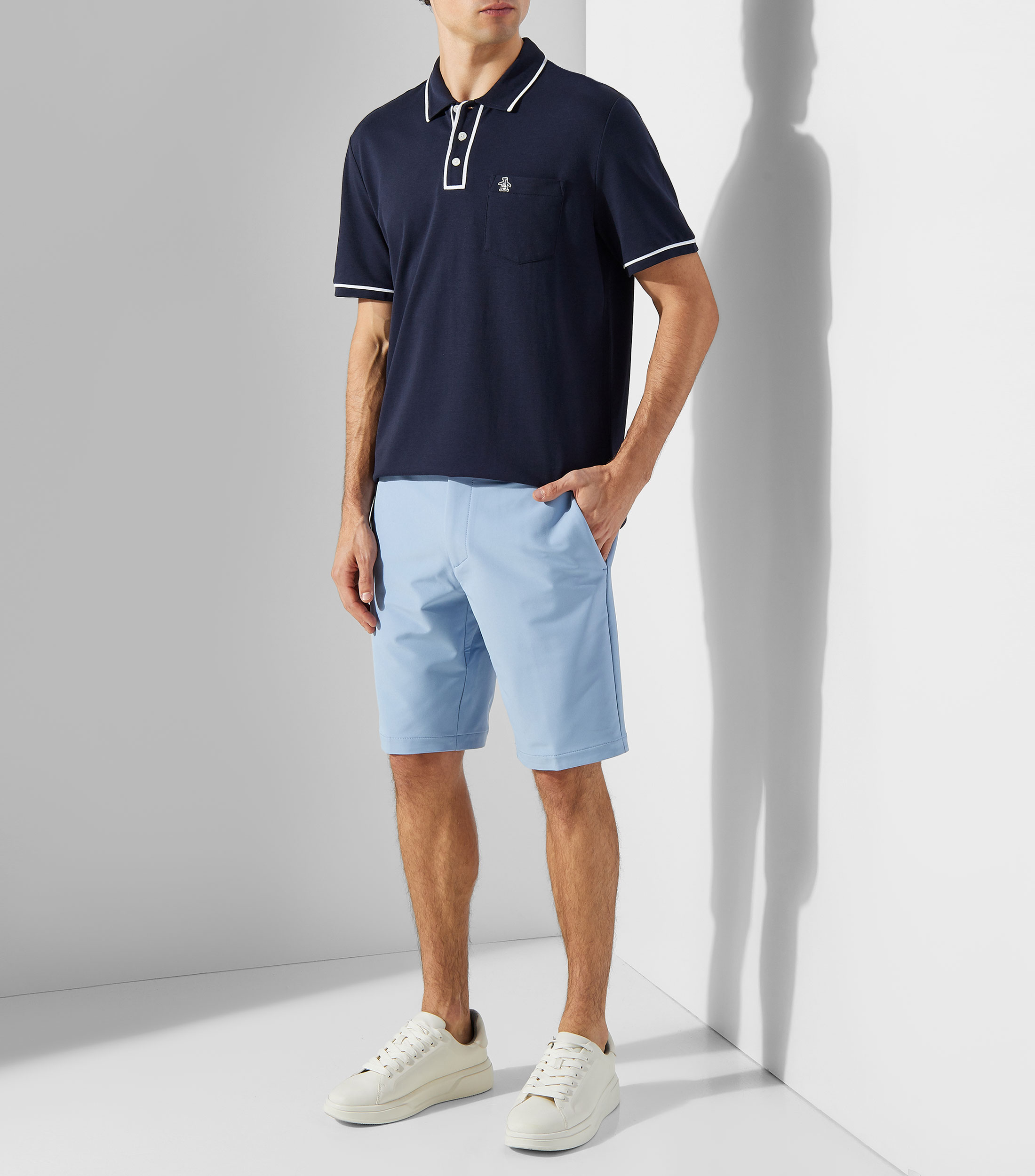 Playera tipo Polo manga corta con bolsillo Hombre